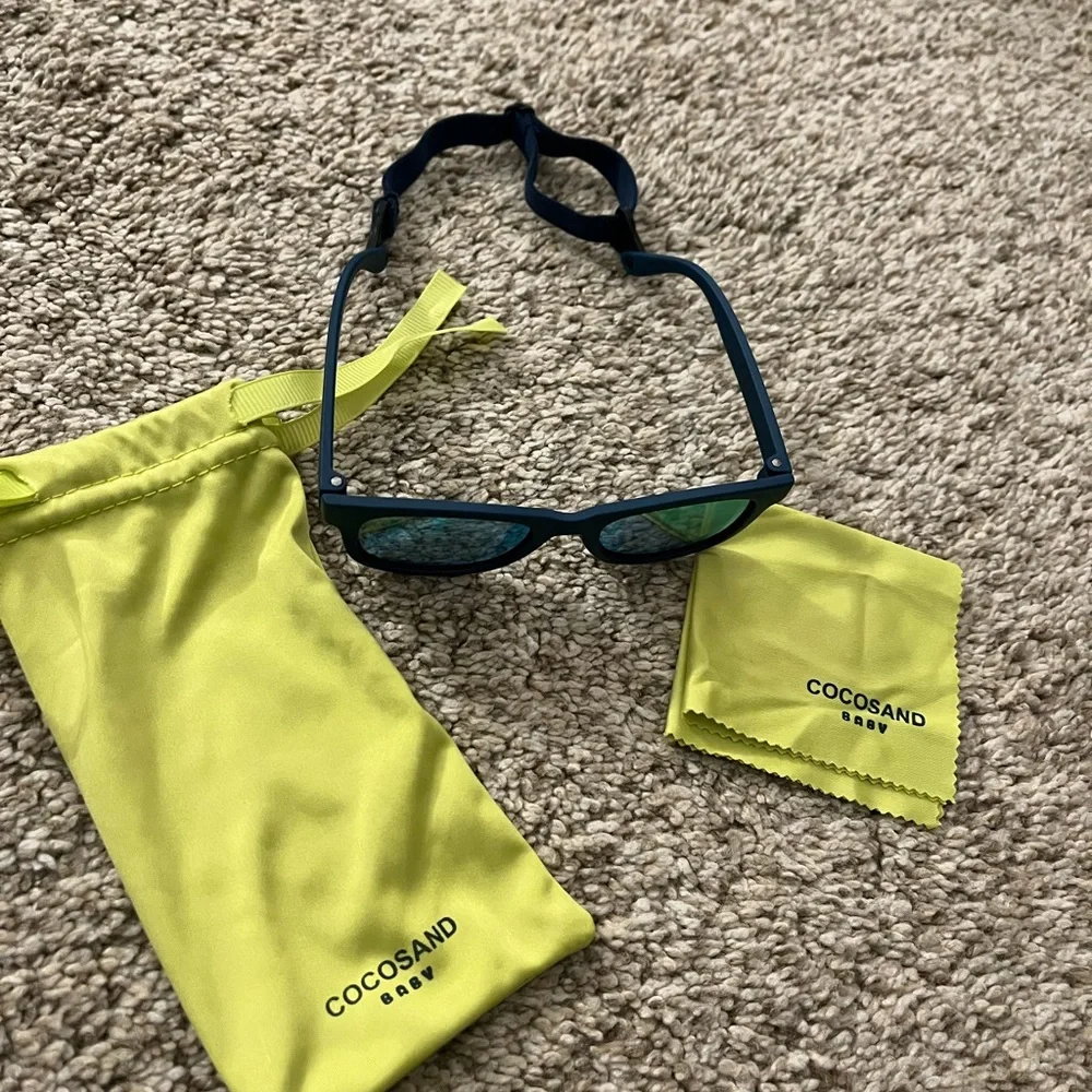Cocosand Baby Sunglasses with Case